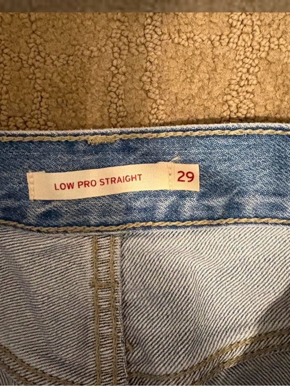 Levi's Light Blue Jeans - Picture 4 of 4
